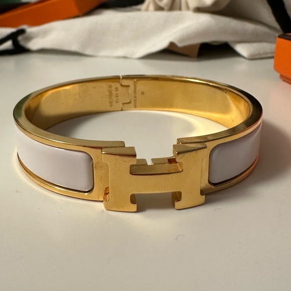 Hermes white and gold clic h bracelet - Picture 3 of 6